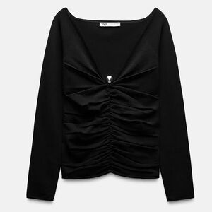 NWT Zara DRAPED KNIT BOBBLE APPLIQUÉ TOP